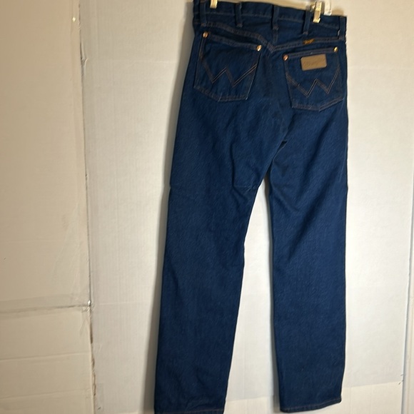 Wrangler 13MWZ Cowboy Cut Dark Wash Western Cowboy Denim Jeans. Size 32x32 - Picture 3 of 10